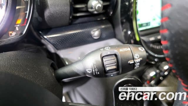 Mini Cooper SD 클럽맨 2세대, 2018 16