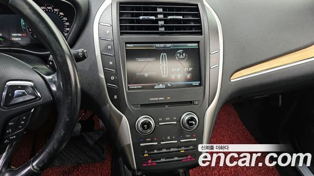 Lincoln MKC, 2015 14