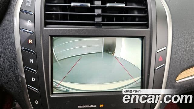 Lincoln MKC, 2015 15