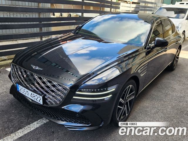 Genesis G80 (RG3) бензин 2.5 турбо 2WD, 2026 1