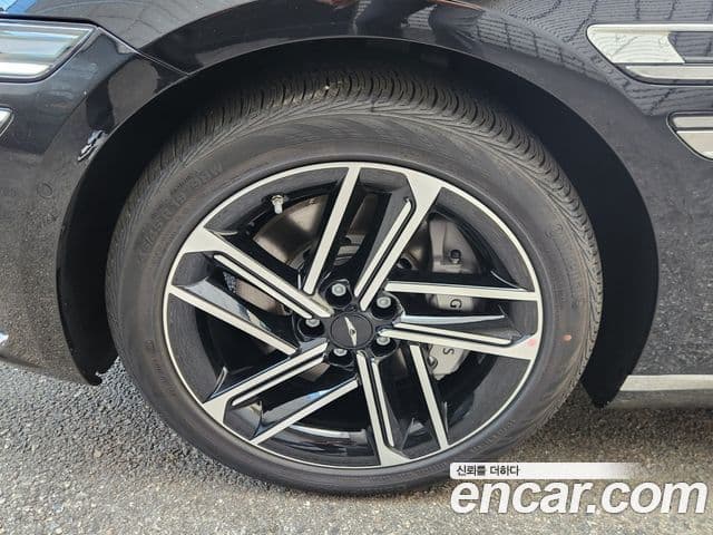 Genesis G80 (RG3) бензин 2.5 турбо 2WD, 2026 все фото