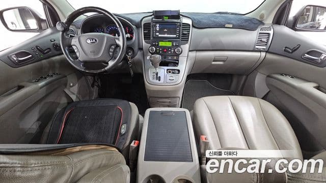 Kia Carnival R President, 2013 7