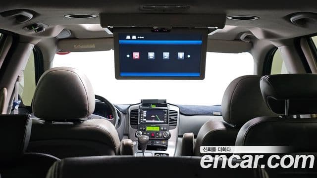 Kia Carnival R President, 2013 18