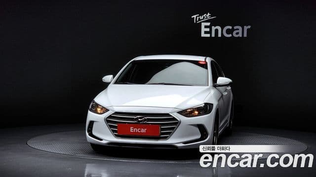 Hyundai Avante AD 1.6 e-VGT Smart, 2018 3