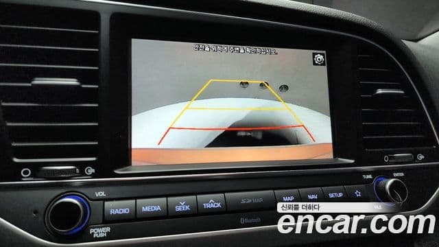 Hyundai Avante AD 1.6 e-VGT Smart, 2018 15