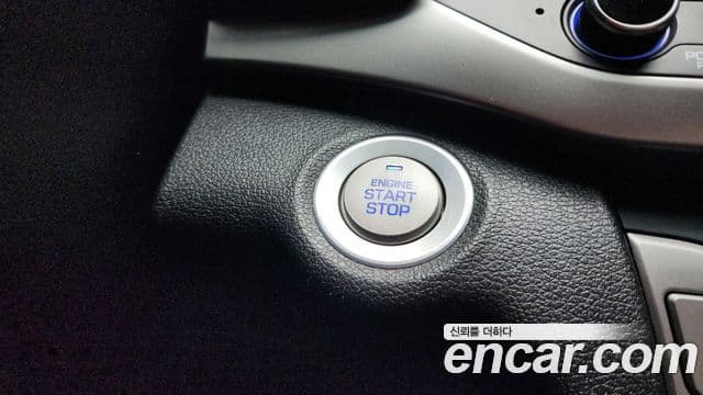 Hyundai Avante AD 1.6 e-VGT Smart, 2018 17