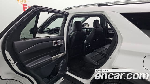 Ford Explorer 6세대 2.3 Limited 4WD, 2023 12
