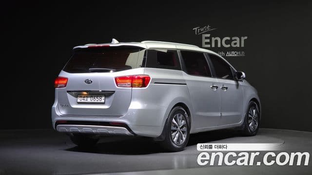 Kia All New Carnival Luxury, 2017 2