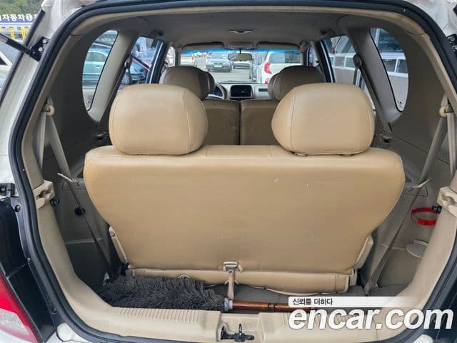 Kia Carens LPG 2.0 GX, 2000 9