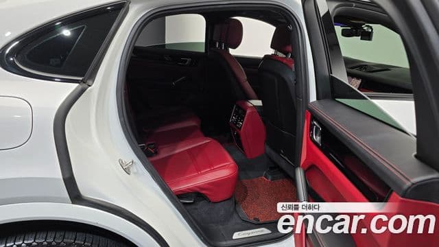 Porsche Cayenne (PO536) 3.0 купе, 2021 12