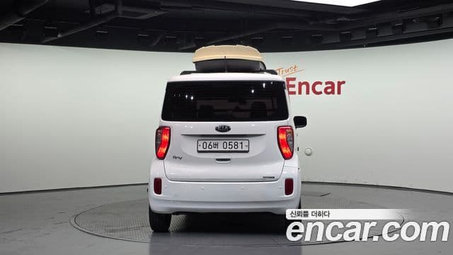 Kia Ray фургон /, 2016 4