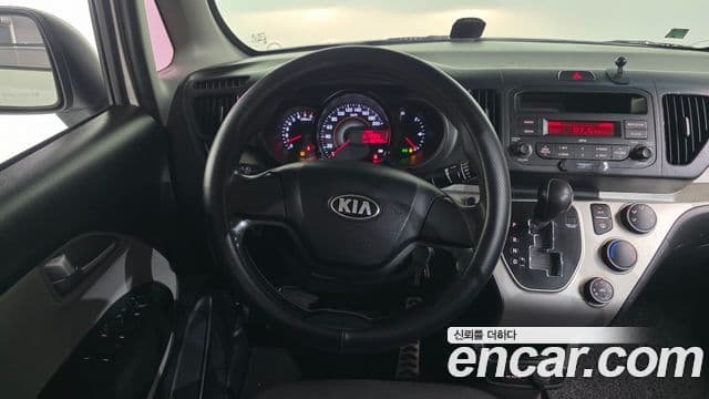 Kia Ray фургон /, 2016 13