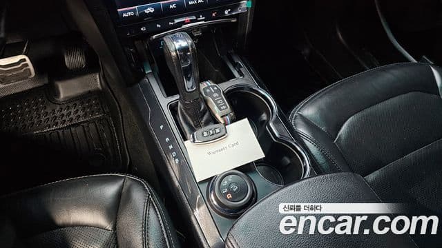 Ford Explorer 5세대, 2016 9