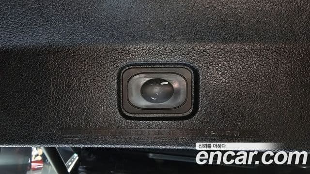 Ford Explorer 5세대, 2016 20