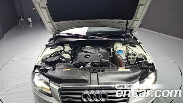 Audi New A4 B8, 2011 6