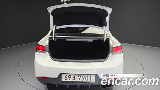 Kia Forte купе Prestige, 2012 20