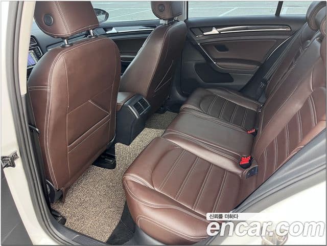 Volkswagen Гольф 7세대, 2014 14