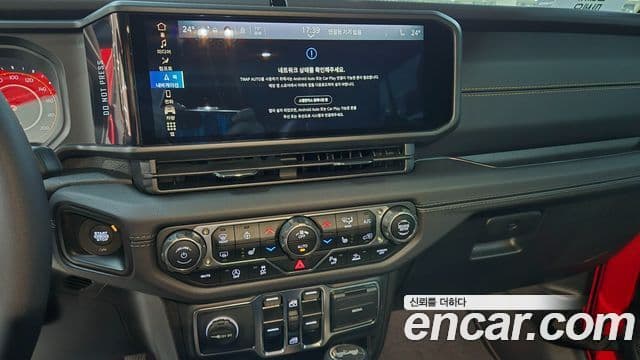Jeep Wrangler (JL) 2.0 Sahara 4도어, 2024 13