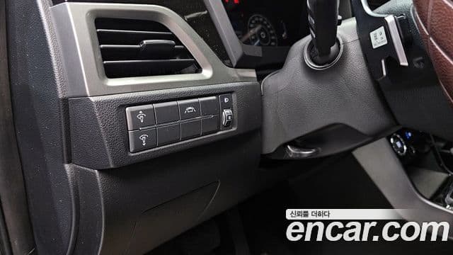 KG모빌리티(SsangYong) Beautiful Korando Plus, 2022 16