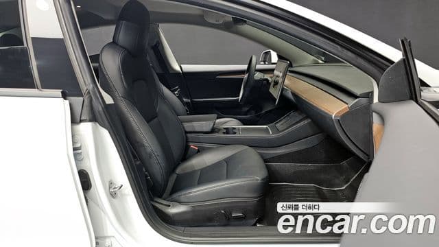 Tesla модель 3, 2022 10