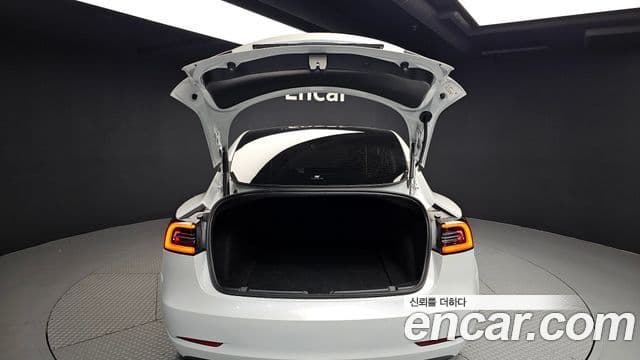 Tesla модель 3, 2022 20