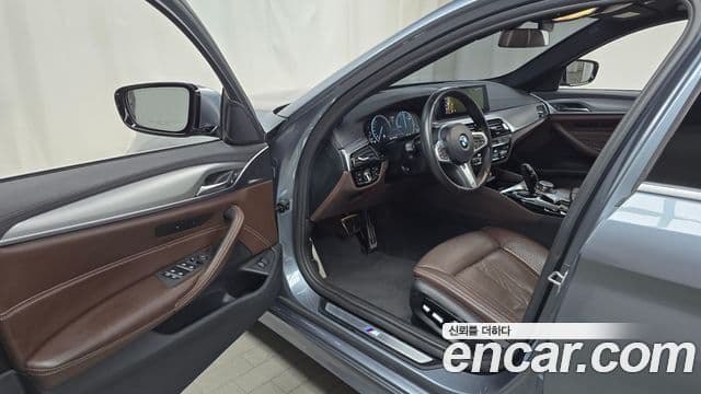 BMW 5시리즈 (G30) 520d M Sport Plus, 2019 10
