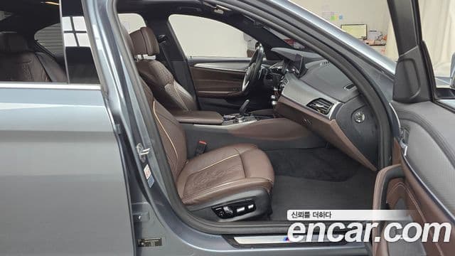BMW 5시리즈 (G30) 520d M Sport Plus, 2019 11