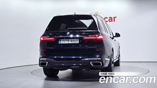 BMW X7 (G07) xDrive 40i M Sport 6인승, 2021 4