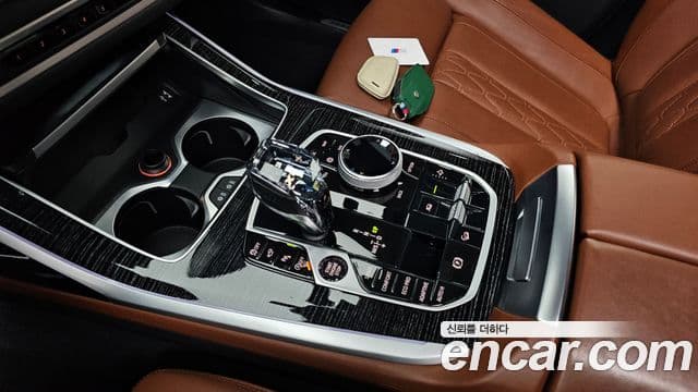 BMW X7 (G07) xDrive 40i M Sport 6인승, 2021 9