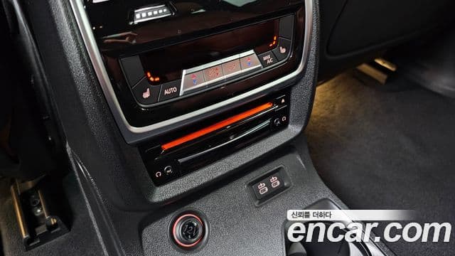 BMW X7 (G07) xDrive 40i M Sport 6인승, 2021 17