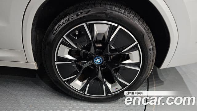 BMW iX3 M Sport, 2024 все фото