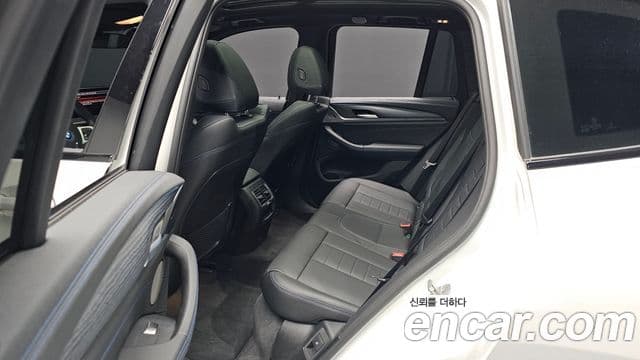 BMW iX3 M Sport, 2024 11