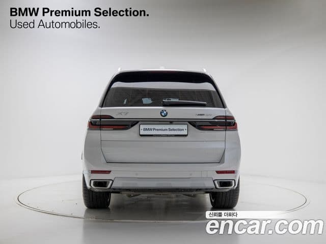 BMW X7 (G07) xDrive 40i Design Pure Excellence 6인승, 2025 4