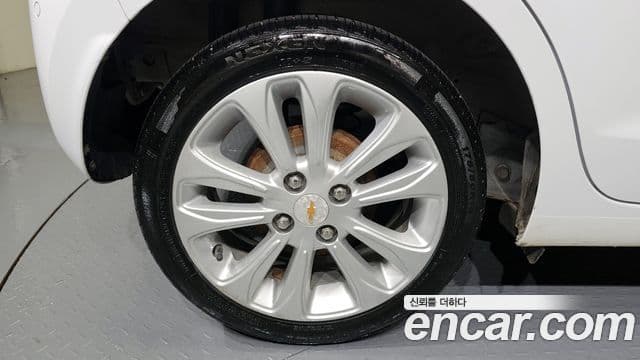 Chevrolet(GM대우) The / новый New Spark Premier, 2019 все фото