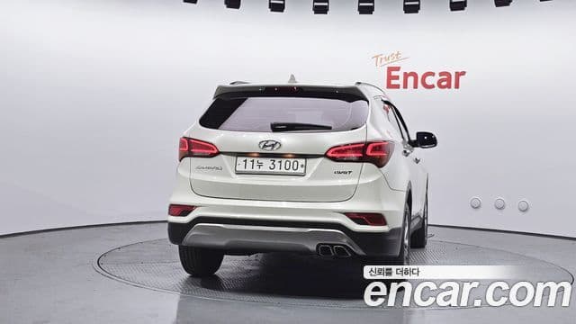 Hyundai Santa Fe DM Premium, 2016 4