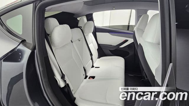 Tesla модель Y Long Range AWD, 2025 12