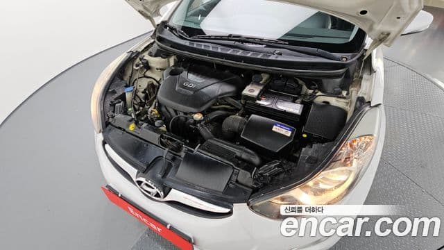 Hyundai Avante MD M16 GDI Avenue, 2013 6