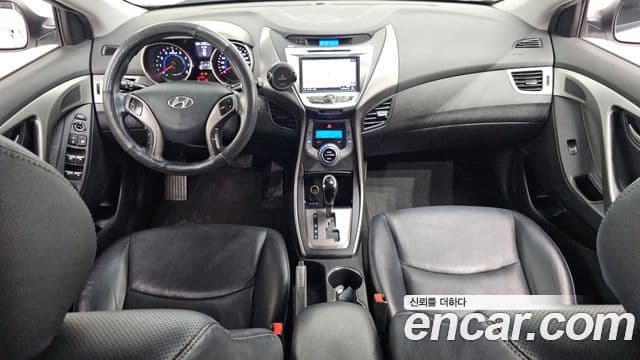 Hyundai Avante MD M16 GDI Avenue, 2013 7