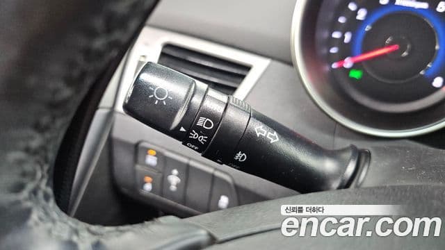 Hyundai Avante MD M16 GDI Avenue, 2013 20