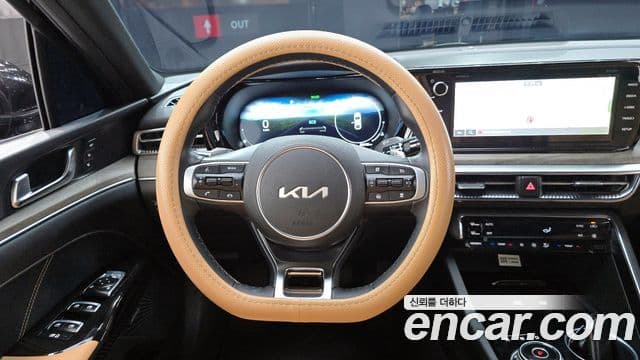 Kia K5 3세대 Signature, 2023 13