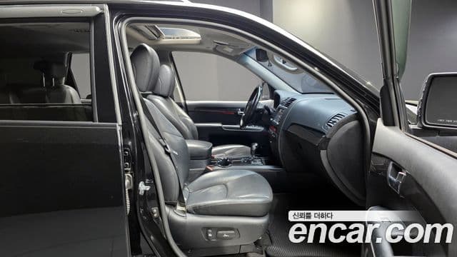 Kia Mohave 2WD KV300, 2015 10