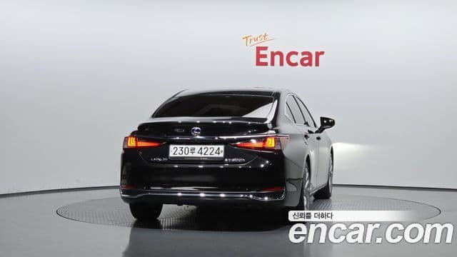 Lexus ES300h 7세대 Executive, 2021 4
