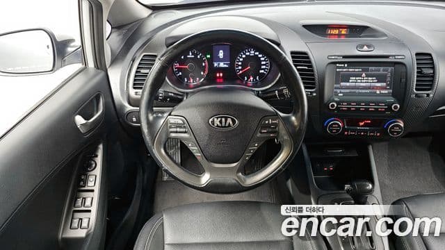 Kia K3 Luxury, 2015 13
