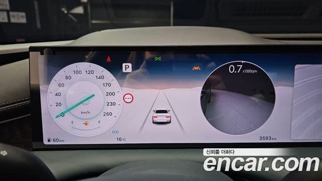 Genesis G80 (RG3) бензин 2.5 турбо 2WD, 2025 8