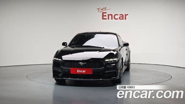 Ford Mustang 7세대 2.3 EcoBoost Premium купе, 2024 3