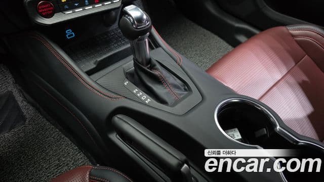 Ford Mustang 7세대 2.3 EcoBoost Premium купе, 2024 9