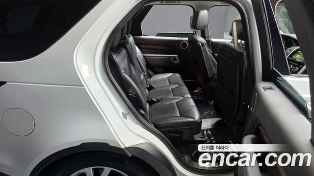 Land Rover Discovery 5 3.0 TD6 HSE, 2017 12