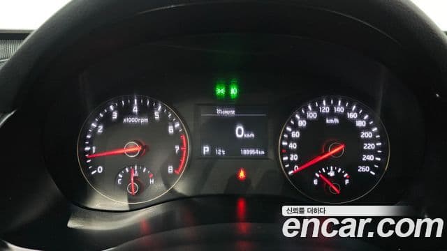 Kia All New K7 3.0 LPI Prestige (арендный автомобиль), 2016 8