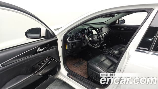 Kia All New K7 3.0 LPI Prestige (арендный автомобиль), 2016 10