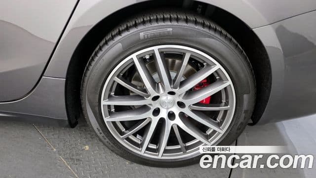 Maserati 기블리 3세대, 2021 все фото